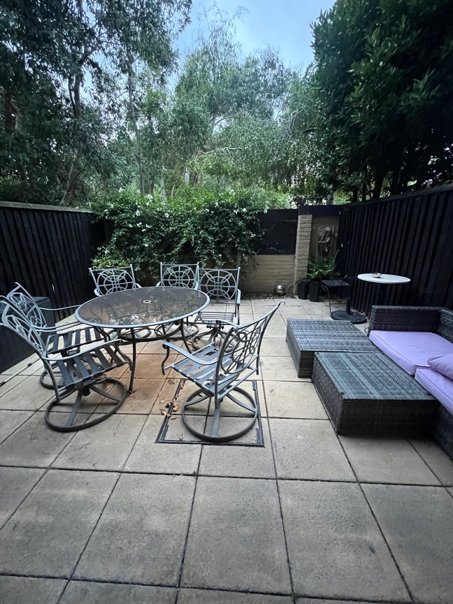 Beautiful Waterloo Townhouse Main Photo