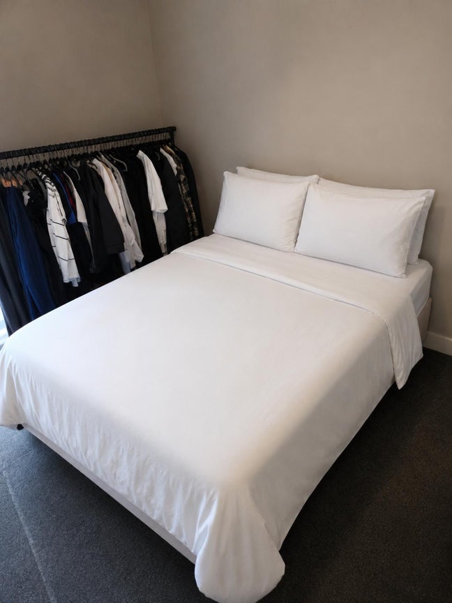 Double bed with own bathroom - Ancoats Marina Main Photo