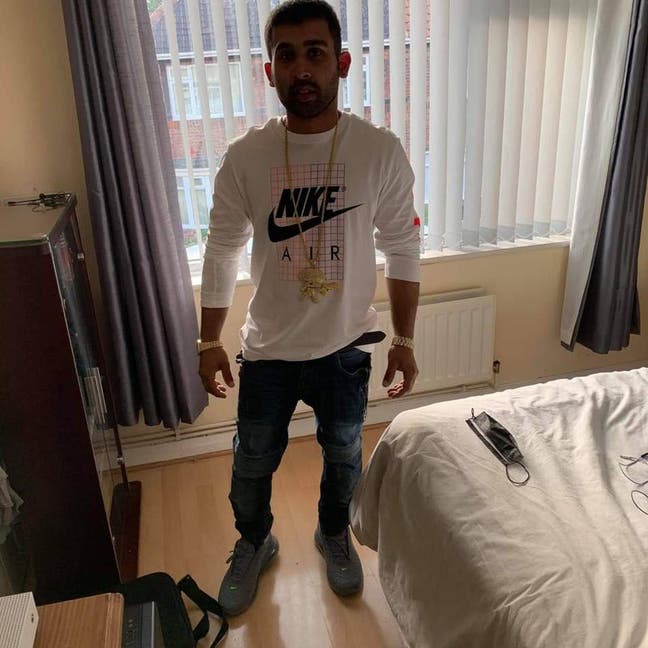 36 year old Male seeks a double room Main Photo