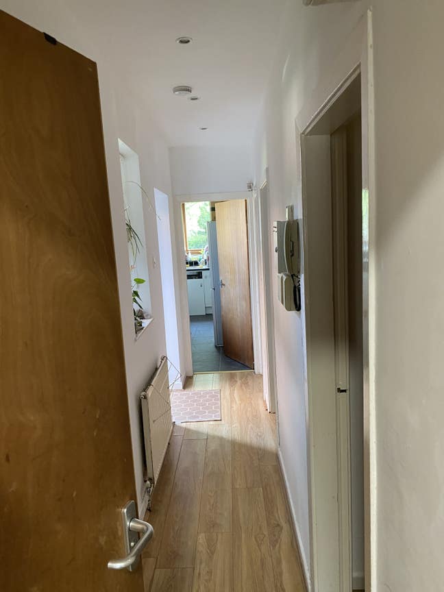 Room available end of august Main Photo