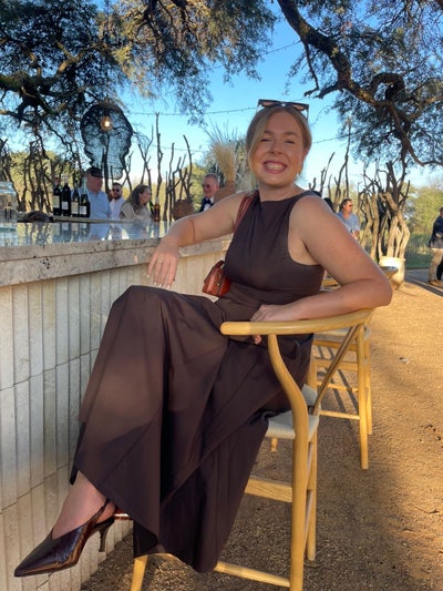 28 Female looking for a room :) Main Photo