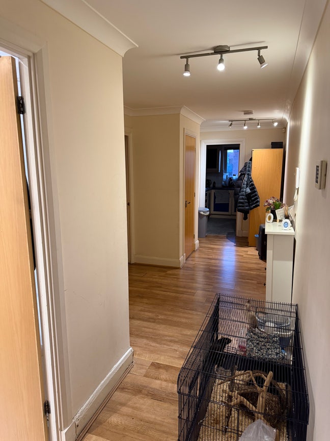2 bed flat, great access and views Canary Wharf,  Main Photo