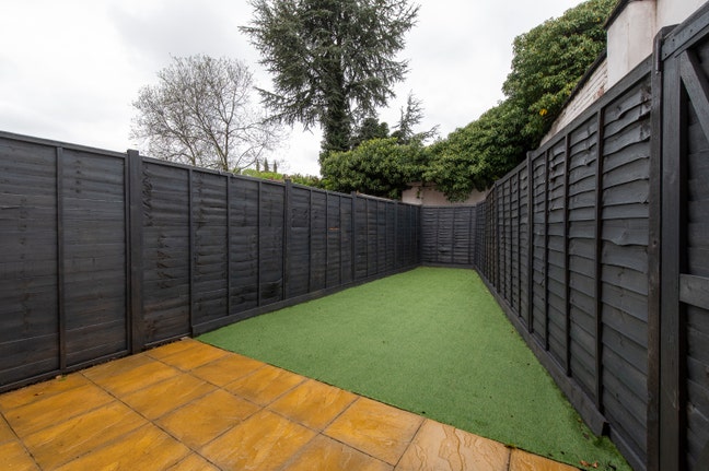 Beautiful 4 bedroom house Main Photo
