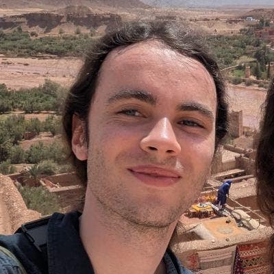 Physics PhD Student Looking for Room Main Photo