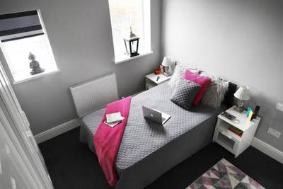 Co-living with a difference - view now! Main Photo