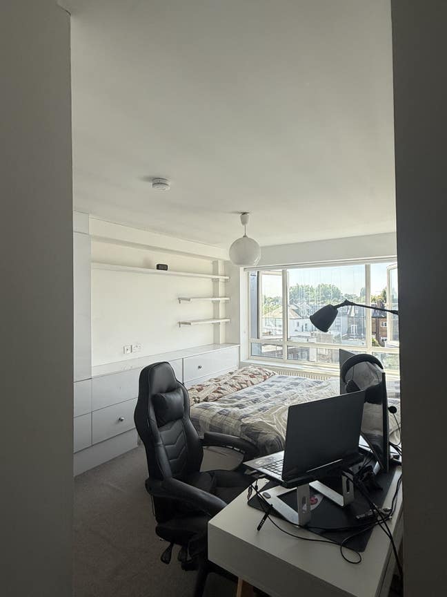 Short Term Room Available in Swiss Cottage Main Photo
