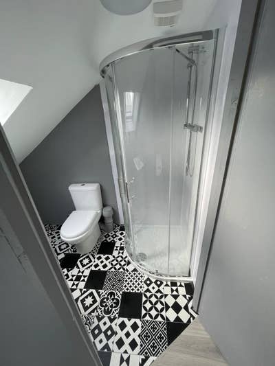 Studio Flat in London, Harrow (HA3 7SY) Main Photo