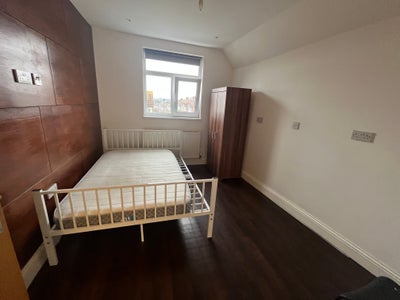 Rooms for rent in Harrow Main Photo