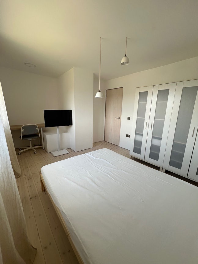  Double Room - Female Only (DA12) Main Photo