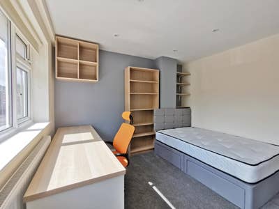  &pound;628 PCM Bills Included | Ensuite Room Near UoN Main Photo