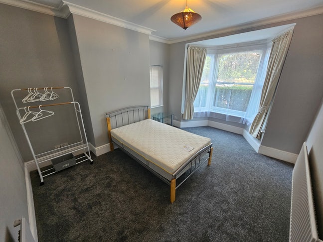 😮😎Refurbished Rooms - Tawney Street😎😮 Main Photo