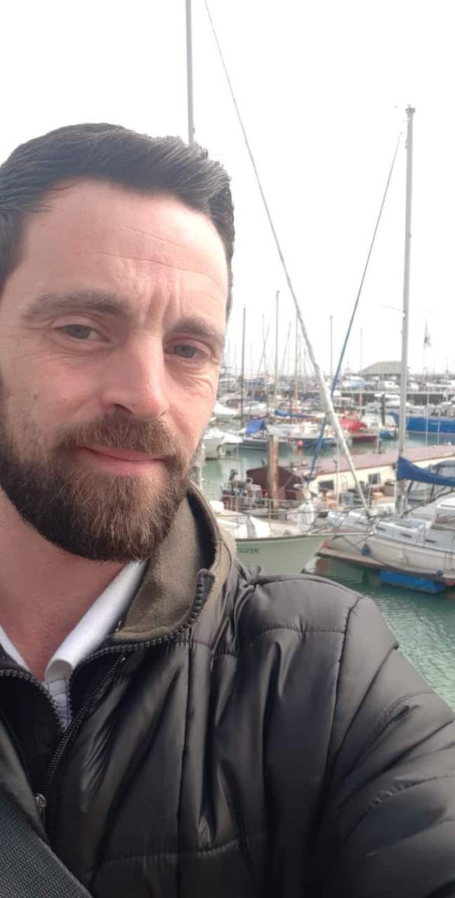 I am a male aged 38. I am looking for a singl... Main Photo