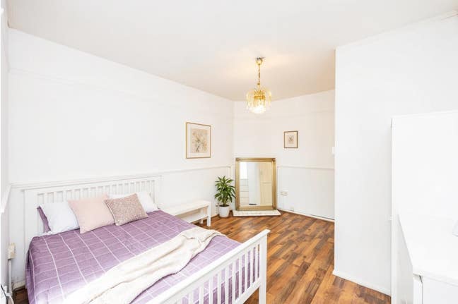 Cosy 3 Bed Flat with Lounge in Shoreditch Main Photo