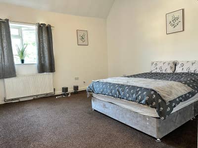  Studio  perfect  for  commuters  Darlaston  M6  Main Photo
