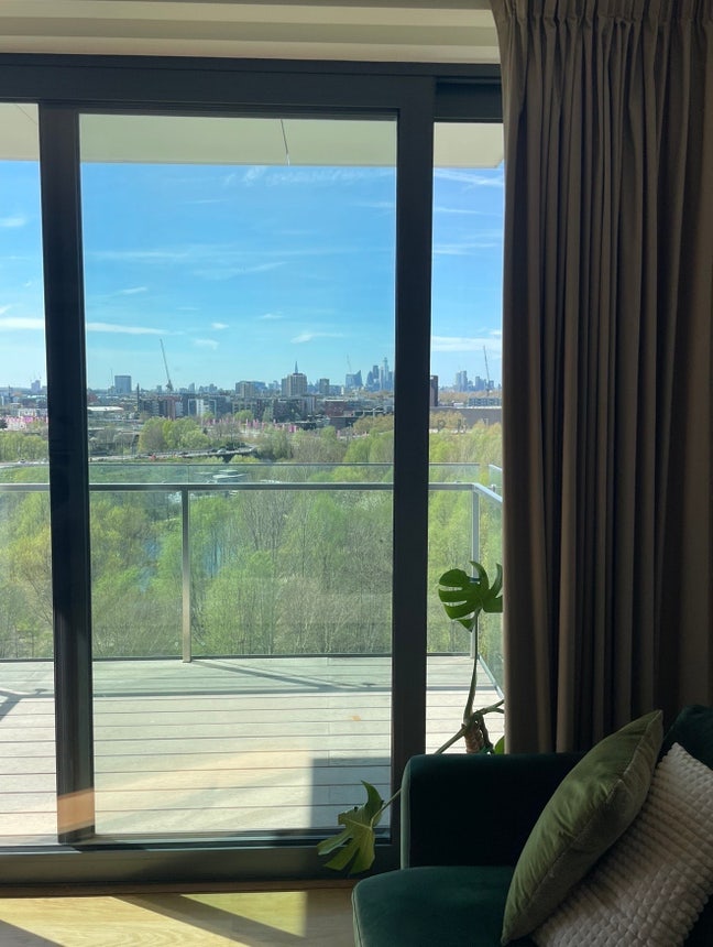 6 month stay in a double room (Stratford) Main Photo