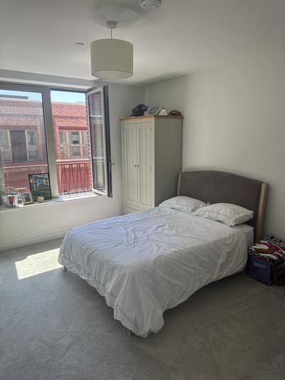 Short-term let in West London apartment Main Photo