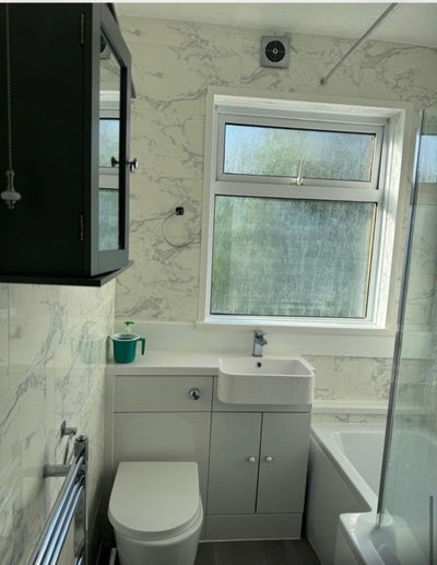 Single and Double rooms available in Gillingham  Main Photo