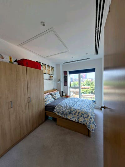 Stunning Double Room Available August 10th Main Photo