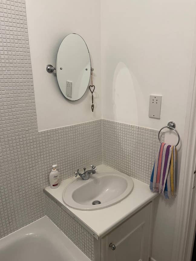 1 Bed Flat, Colinette Road, SW15 Main Photo