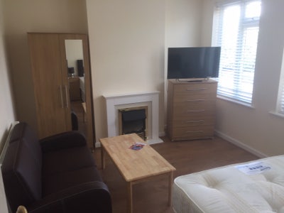 Harrow Double Room Available  Main Photo