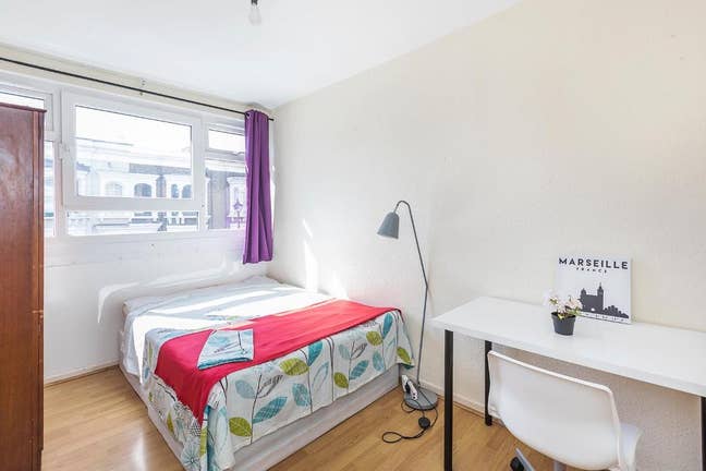 4 Bed Ground flat 2 min from Mile End Station  Main Photo