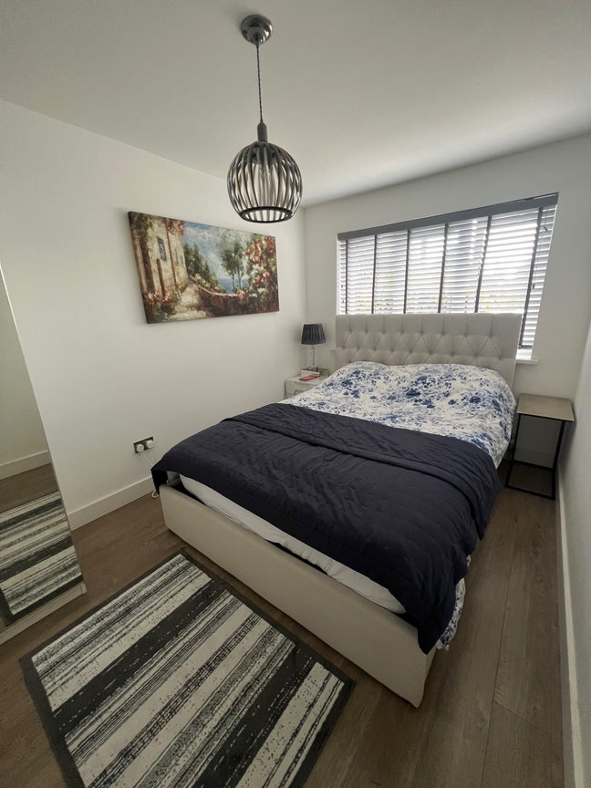 Beautiful double bedroom  Main Photo