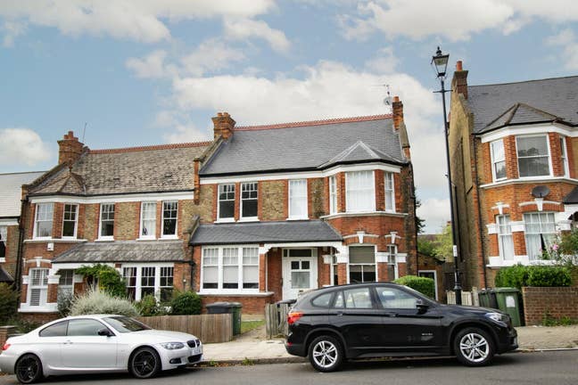 Room for rent in lovely 2-bed Brockley flat Main Photo