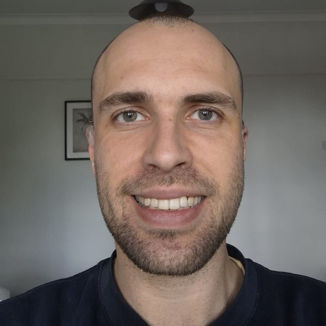 Looking for a place in London for a shorter c... Main Photo