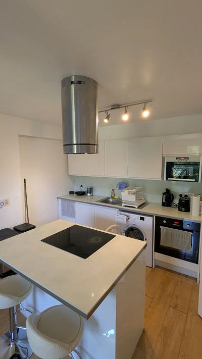 2 Double Rooms, Kilburn, 1 Month Sublet, Bills Inc Main Photo