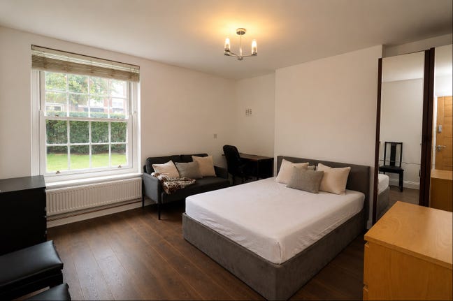 💎 Prime Location – 3 Double Rooms Available 💎 Main Photo