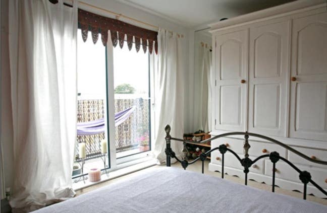 Large sunny double w/balcony London fields  Main Photo