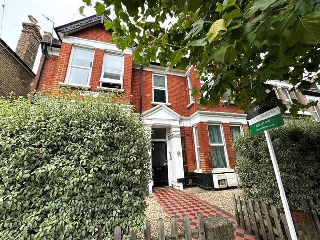 *** Spacious One Bedroom Flat to Rent, N15*** Main Photo