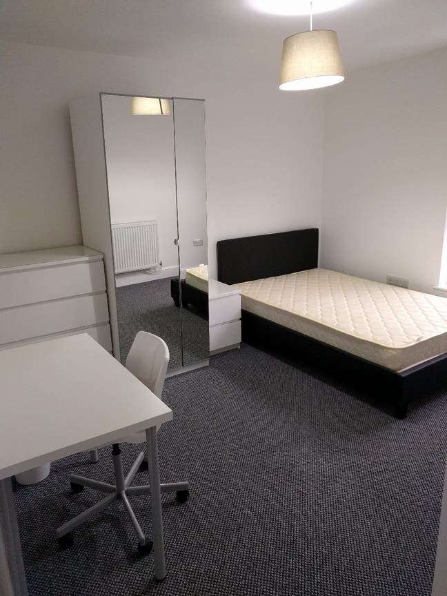 Modern Furnished 3 Bedroom House Main Photo