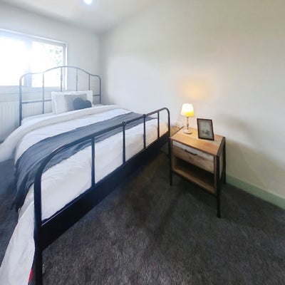 En-Suite Rooms - South Wirral (Great Sutton) Main Photo