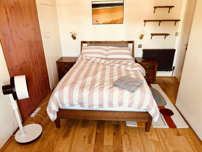 Large double bedroom avail Sept 1 Old Heath Rd Main Photo
