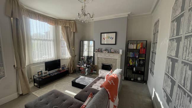  Homely, comfortable and fully-furnished 1-bed Main Photo