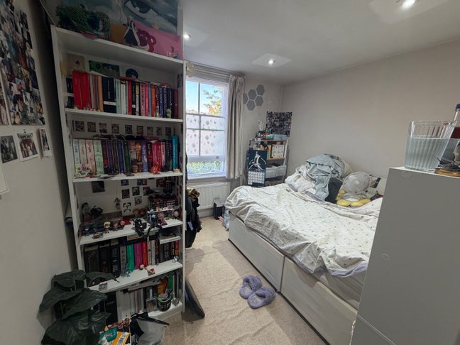     Cosy Furnished Double Room Available Main Photo