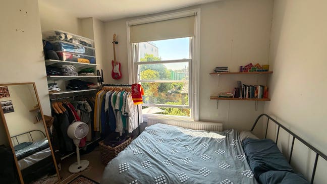 Large Double Room in Friendly Brixton Flat Main Photo