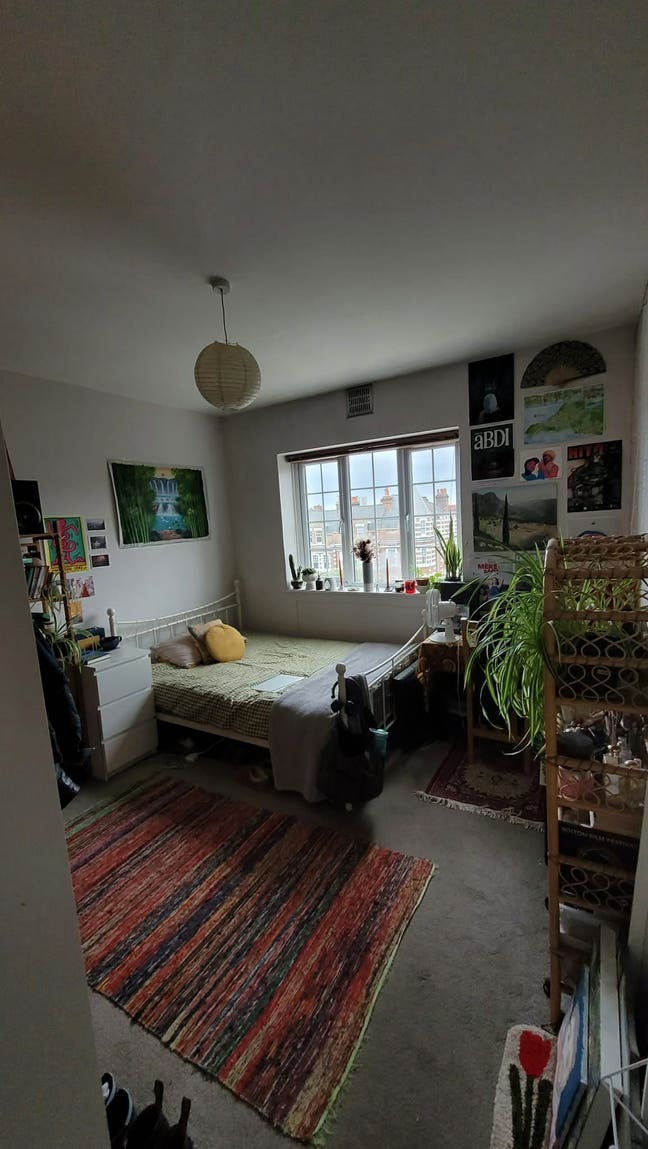 Double bedroom in Belsize Park Main Photo