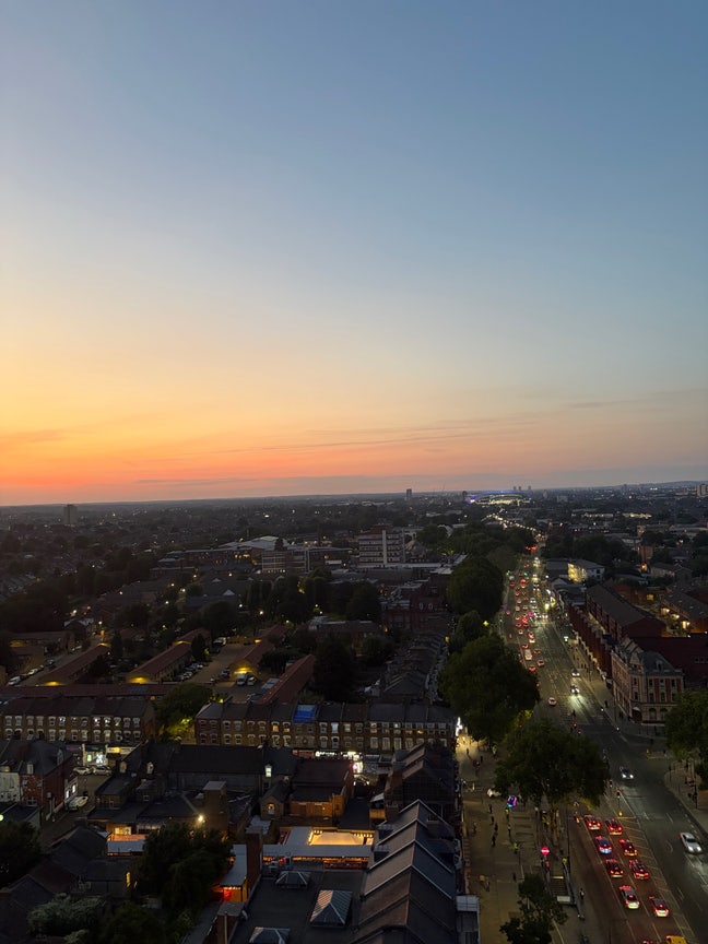 2 Bedrooms Available in N15 Main Photo