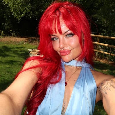 23 year old Female seeks a single or double room Main Photo
