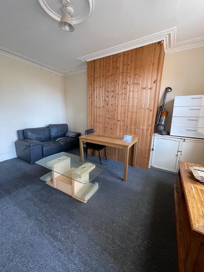 Room to Rent in Hyde Park Main Photo