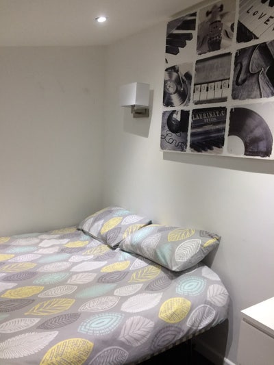 1 bed single studio flat in Newport  Main Photo