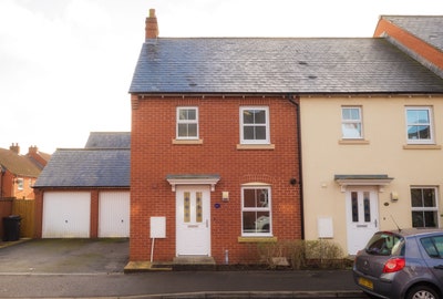 Mature professional for a share in Almondsbury Main Photo