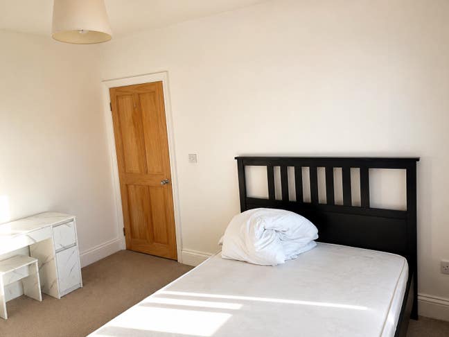 Available Room in Avonmouth  Main Photo