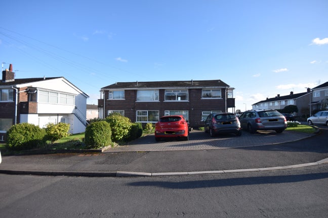 3 bed furnished maisonette Rhiwbina Main Photo