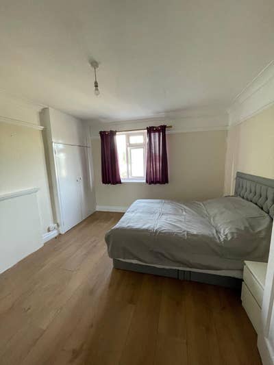 Spacious 3-Bed Duplex Flat – Available immediately Main Photo