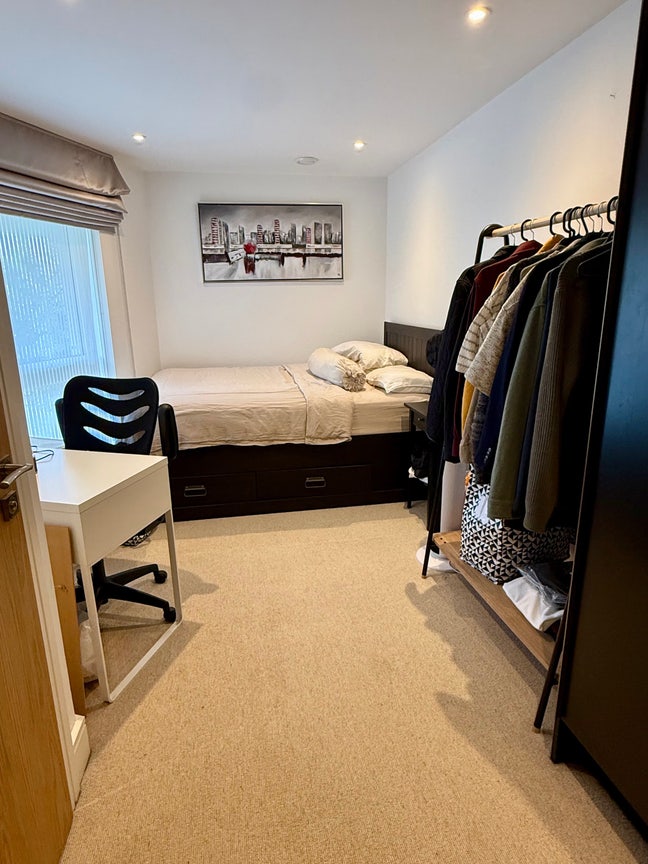 En-suite room in Greenwich duplex Main Photo
