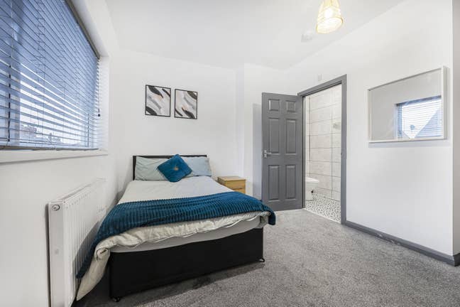 Bright and Spacious Ensuite Double - All Bills Inc Main Photo