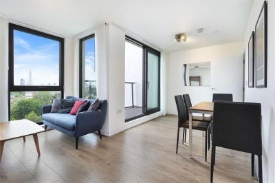 Spacious furnished room Bermondsey Main Photo